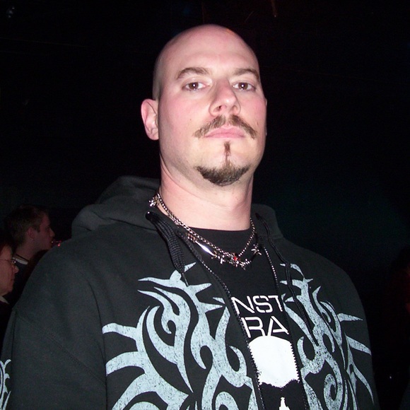 Meet your Posher, Ken - Picture 8 of 8